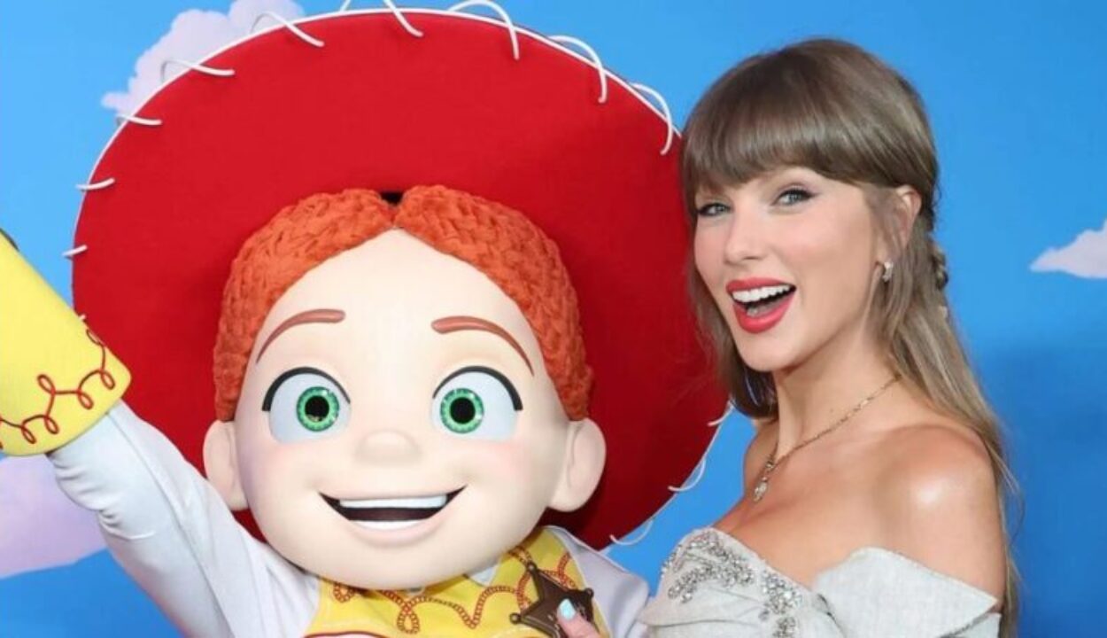 Taylor Swift brilla en el preestreno mundial de ‘Toy Story 5’ en Los Ángeles