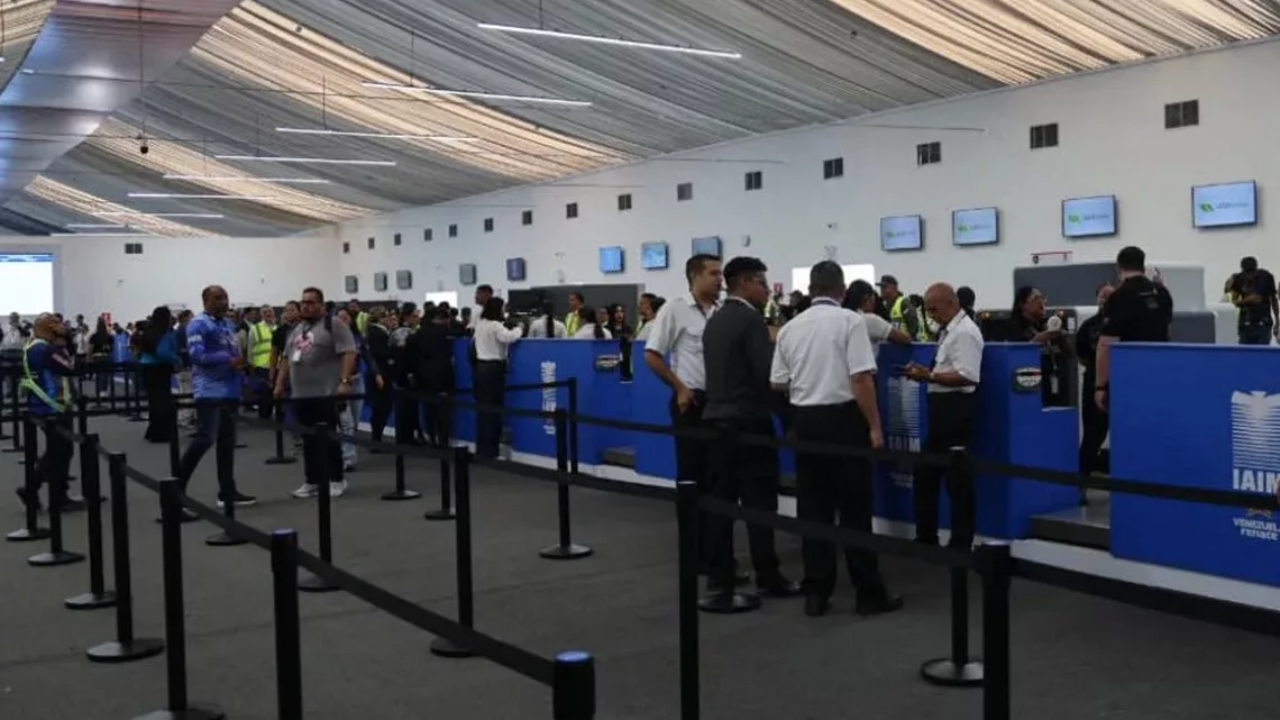 El Aeropuerto de Maiquetía reactivará sus vuelos comerciales este 24 de agosto tras completar pruebas operativas