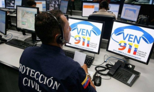 Habilitan las líneas 0800-CARACAS y Ven 911 para canalizar reportes de emergencias por lluvias