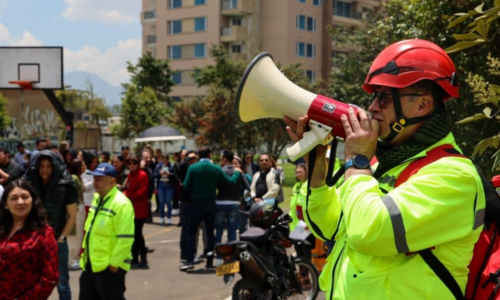 Colombia ejecuta un simulacro nacional a dos meses del devastador terremoto de magnitud 7,4