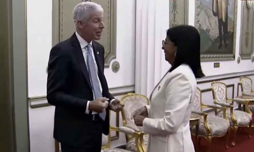 Delcy Rodríguez recibe al secretario de Energía de EE. UU. en Miraflores tras histórico acuerdo petrolero