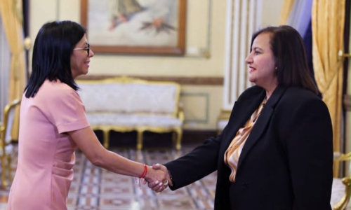 Dinorah Figuera revela detalles claves de su encuentro con Delcy Rodríguez en el Palacio de Miraflores