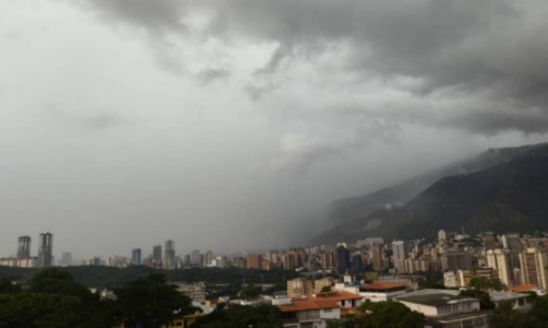 Inameh: Onda Tropical 50 generará precipitaciones y descargas eléctricas en Caracas y 14 estados