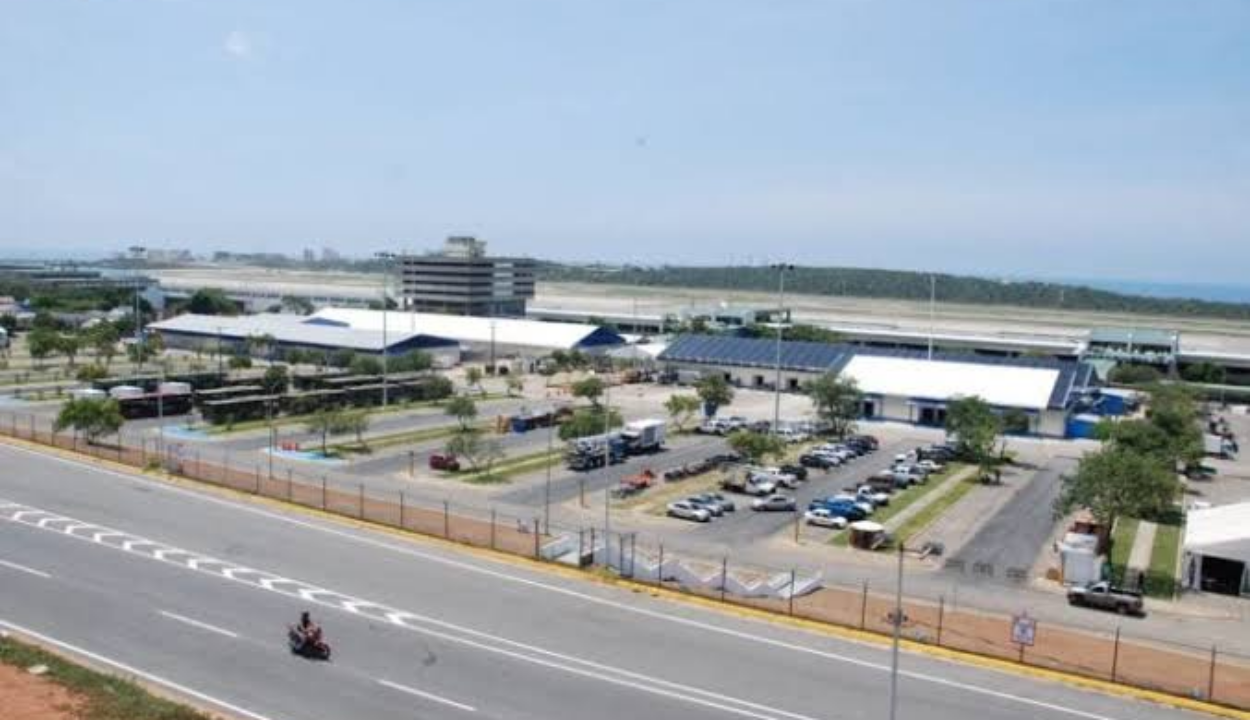 El Aeropuerto de Maiquetía reanudará sus vuelos comerciales este 1.º de septiembre