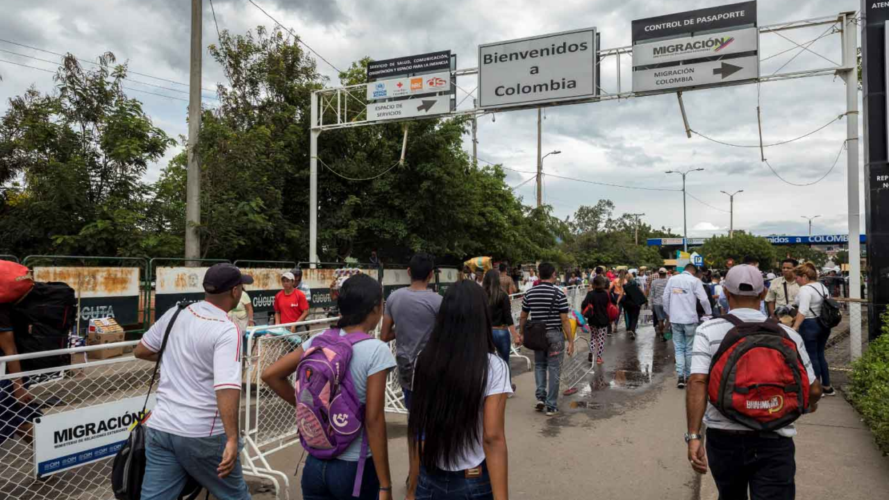 Cuatro opciones legales para que los venezolanos puedan regularizar su residencia en Colombia