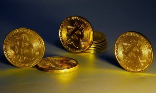 El bitcoin supera la barrera de los 85.000 dólares y marca un hito en el mercado financiero