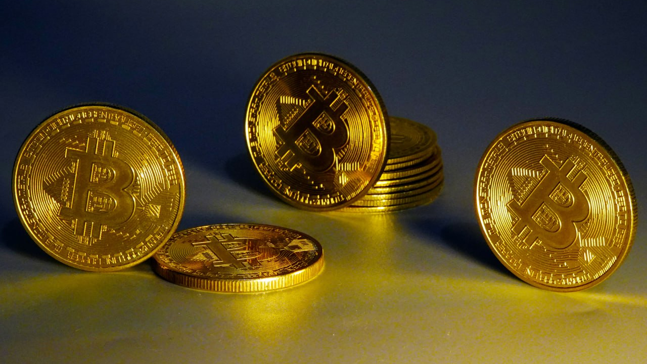 El bitcoin supera la barrera de los 85.000 dólares y marca un hito en el mercado financiero