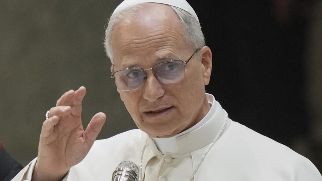 El papa León XIV envía ayuda humanitaria a Venezuela tras sismos devastadores