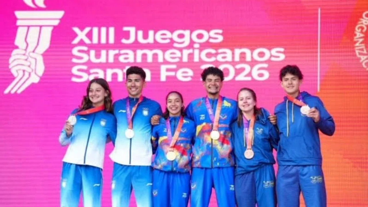 Delegación de 80 atletas venezolanos regresa victoriosa de los Juegos Suramericanos Santa Fe 2026