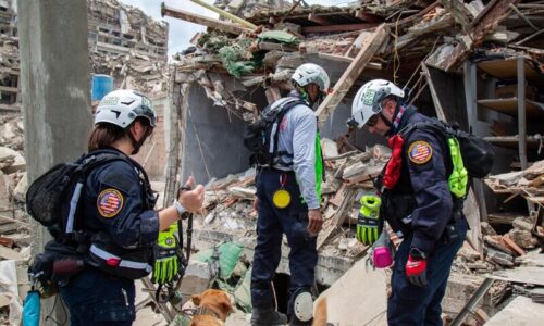 Equipos de rescate estadounidenses culminan misión su humanitaria en Venezuela