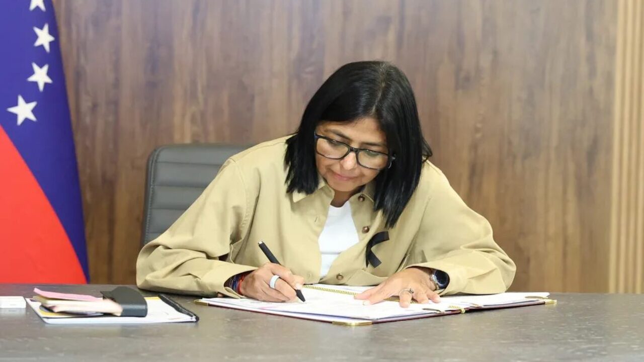 Ejecutivo promulga nuevo Reglamento de la Ley de Hidrocarburos para potenciar la industria