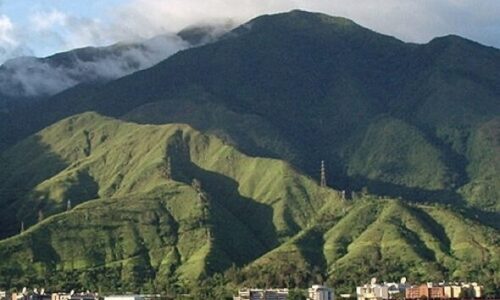 Desmienten daños estructurales en el Waraira Repano tras sismos