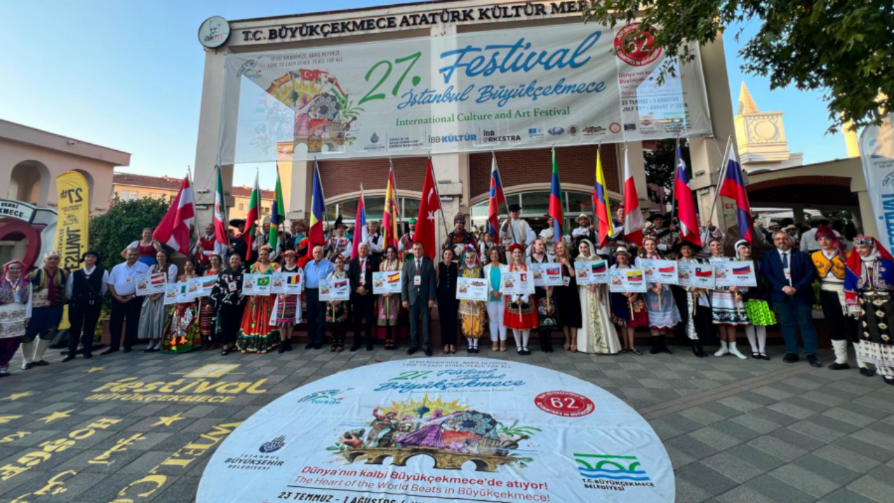 Türkiye revive su historia y tradición teatral con histórico festival