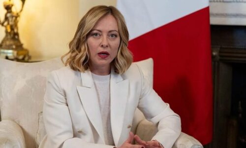 Meloni estalla contra Trump: «Italia y yo no rogamos»