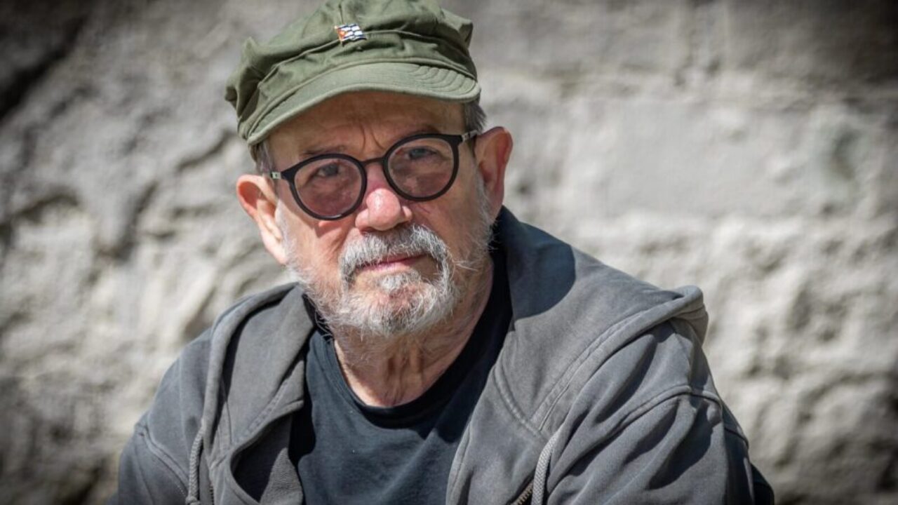 «Exijo mi AKM»: Silvio Rodríguez se declara listo para la resistencia armada ante una agresión a Cuba