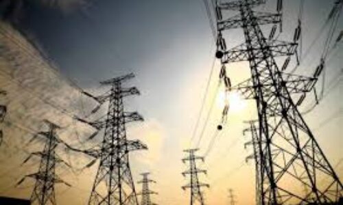 Fuerte oscilación eléctrica sacudió a Venezuela