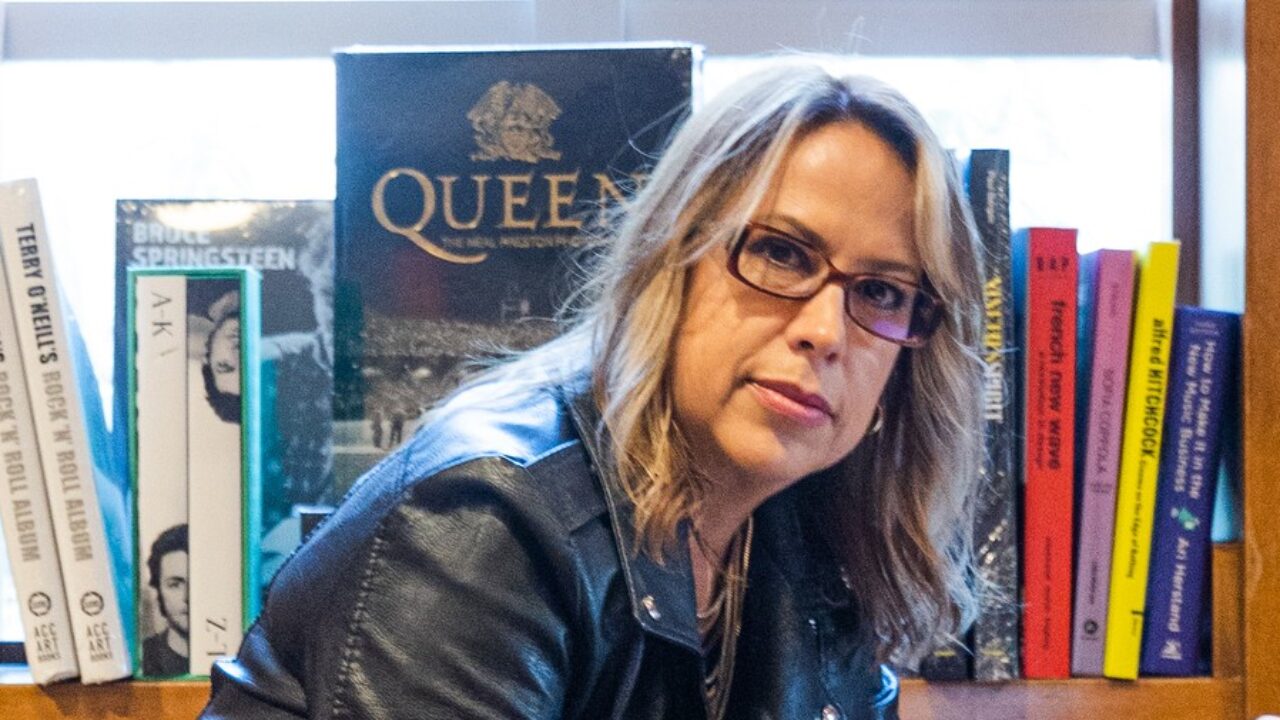 Iris Dubs celebra el éxito de la octava entrega de “El señor de los cielos”