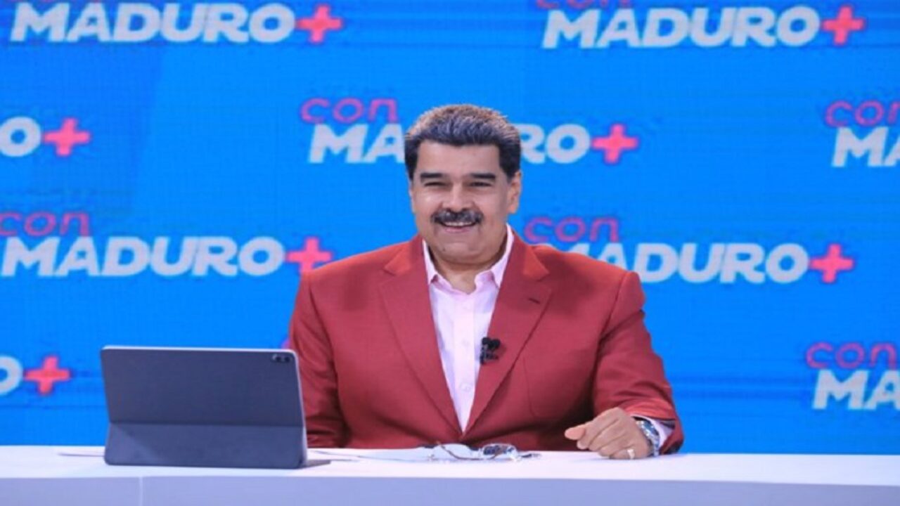 “Bienvenidos los inversionistas del mundo, el gas que necesitan en Europa está en Venezuela”, dijo Maduro