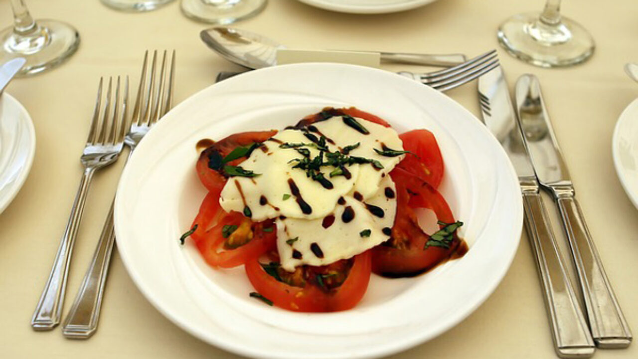 Gastronomia: Conoce el menú por tiempos y el lenguaje de los cubiertos después de comer