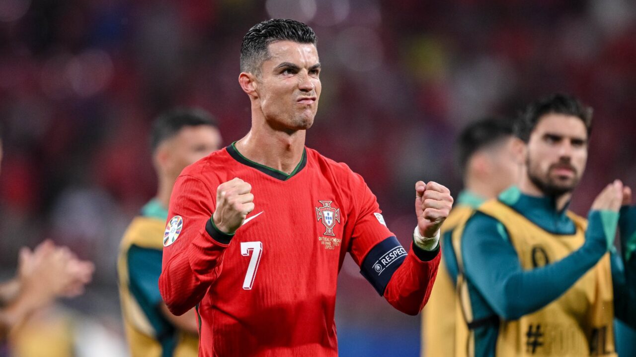 Portugal, sin complicarse, aplasta 0-3 a Turquía