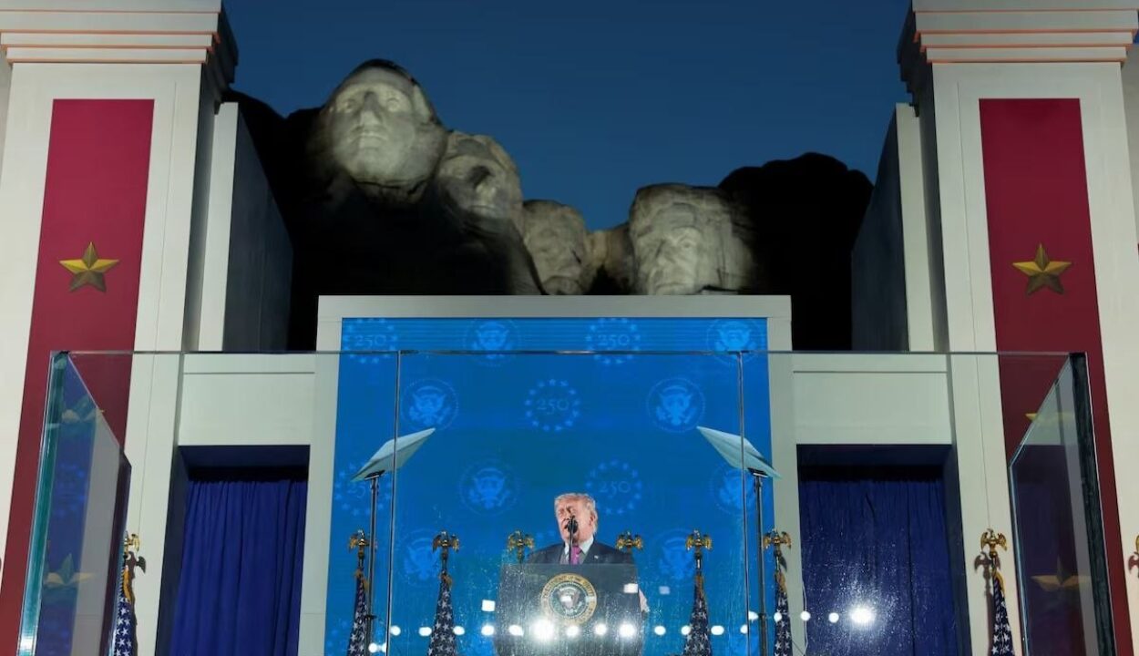 Trump conmemora los 250 años de independencia con una advertencia contra el «comunismo»