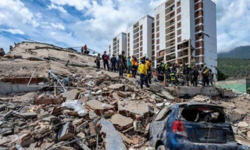 Milagro de supervivencia en La Guaira: Rescatan a un niño tras 120 horas bajo los escombros