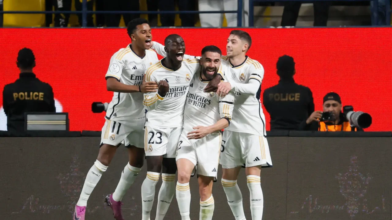 Real Madrid vence al Atlético 5-3 en el primer partido de las semifinales de la Supercopa de España