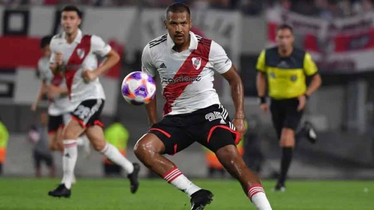 Salomón Rondón rescindió su contrato  con River Plate de Argentina