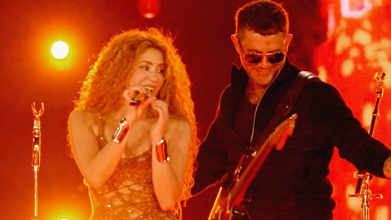  Shakira y Alejandro Sanz se juntaron para cantar «La Tortura»